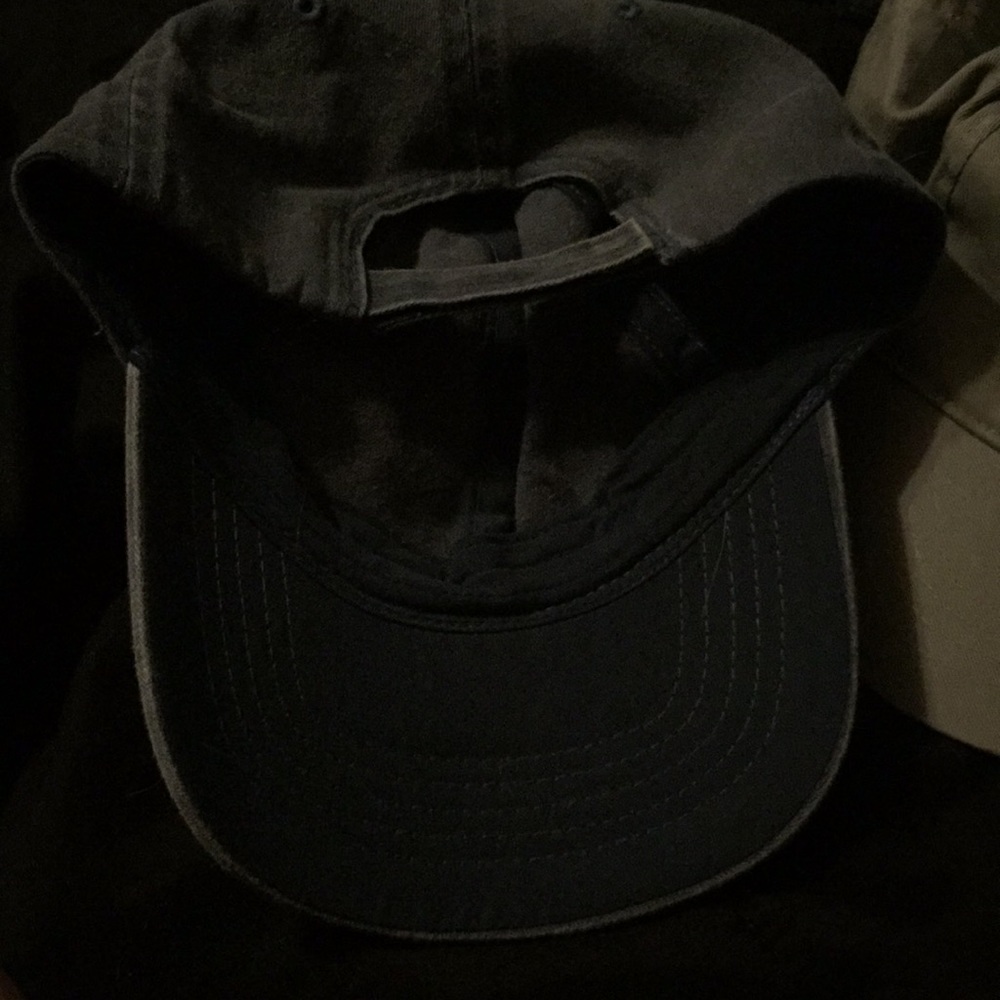 Blue hat - Picture 2 of 2